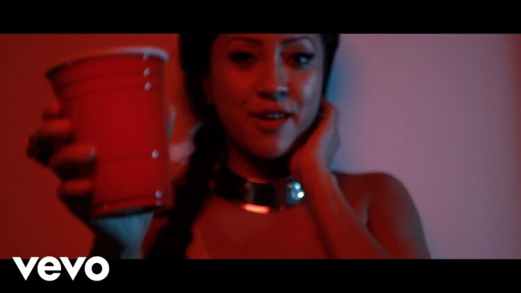 Clyde Carson – Henny In My Red Cup