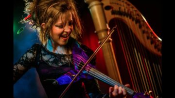 Lindsey Stirling – Phantom of the Opera