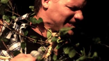 Fozzy – Sandpaper (Featuring M Shadows)