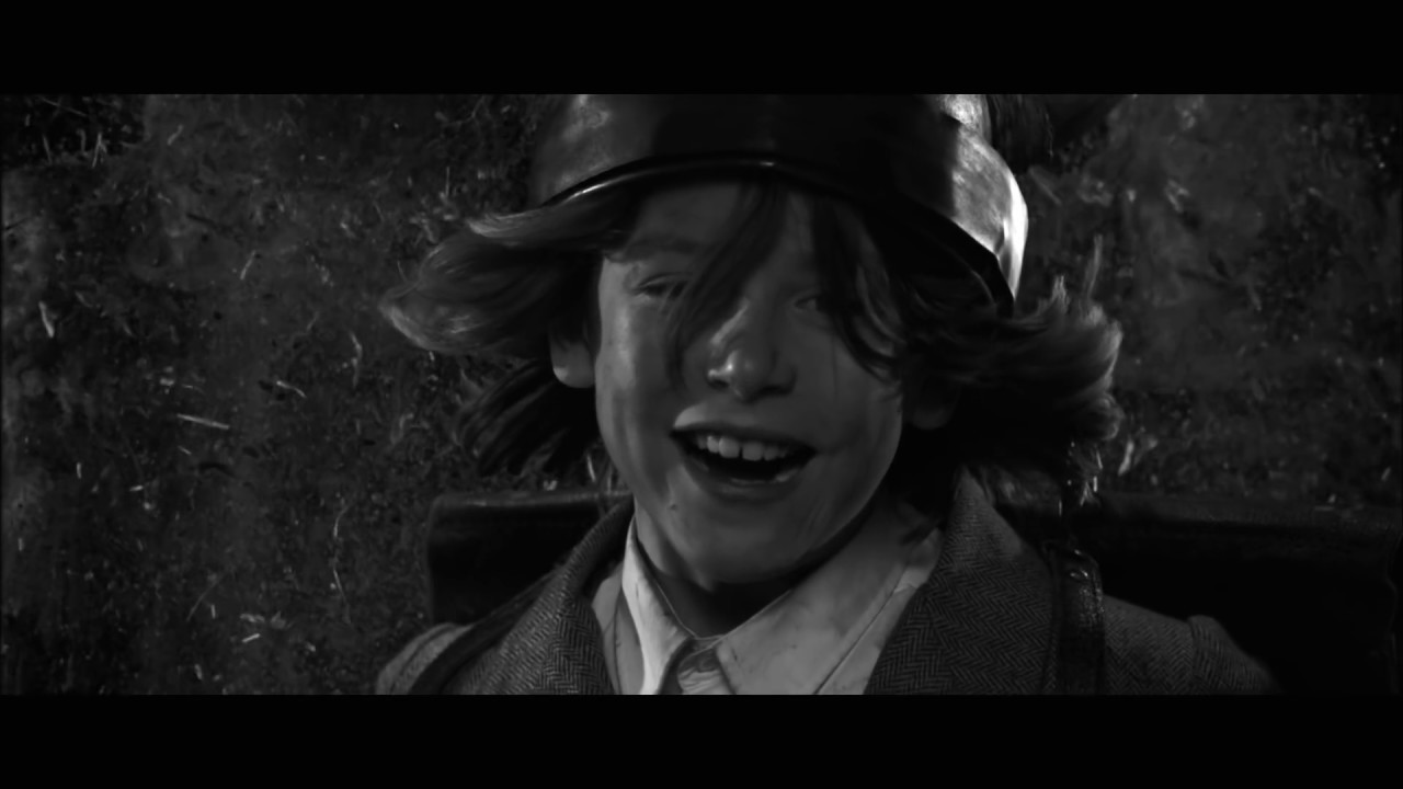 Woodkid – Run Boy Run