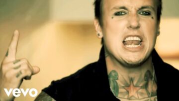 Papa Roach – Still Swingin