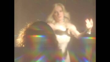 Louise Burns – Emeralds Shatter