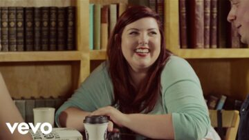 Mary Lambert – She Keeps Me Warm