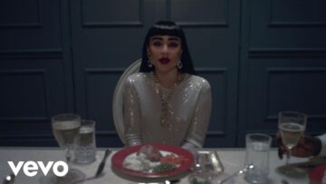 Natalia Kills – Saturday Night
