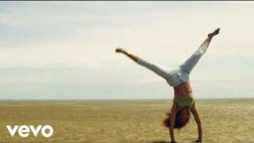 Amelle Berrabah – Summertime