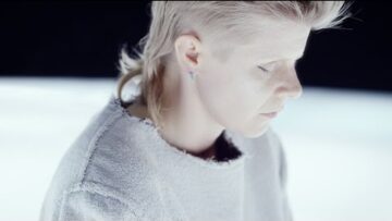 Röyksopp & Robyn – Monument