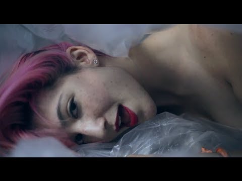 Queen Kwong – Bad Lieutenant