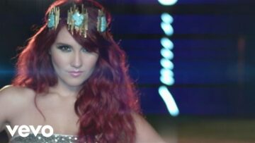 Dulce María – O Lo Haces Tú O Lo Hago Yo