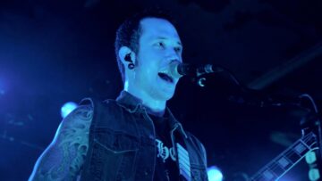 Trivium – Through Blood And Dirt And Bone