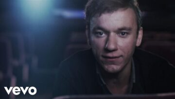 Wolf Gang – Lay Your Love Down