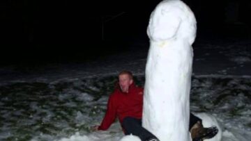 The Axis of Awesome – Do You Want to Build a Snow Dick?