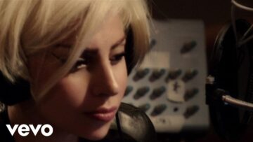 Tony Bennett & Lady Gaga – It Don’t Mean A Thing (If It Ain’t Got That Swing)