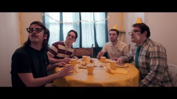 Bad Case of Big Mouth – Elmer and the Man That Feeds Him