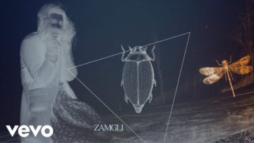 Small Mechanics – G?stniej? Jesienie