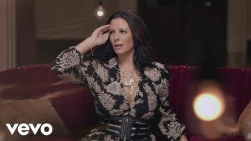 Sara Evans – Put My Heart Down