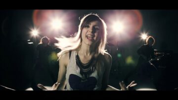 Salty Dog – Goodnight, Cruel World