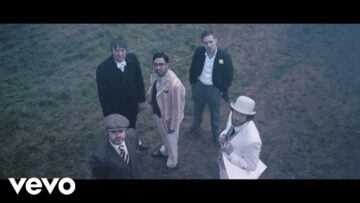 Kaiser Chiefs – Meanwhile Up In Heaven