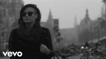 Demi Lovato – Nightingale