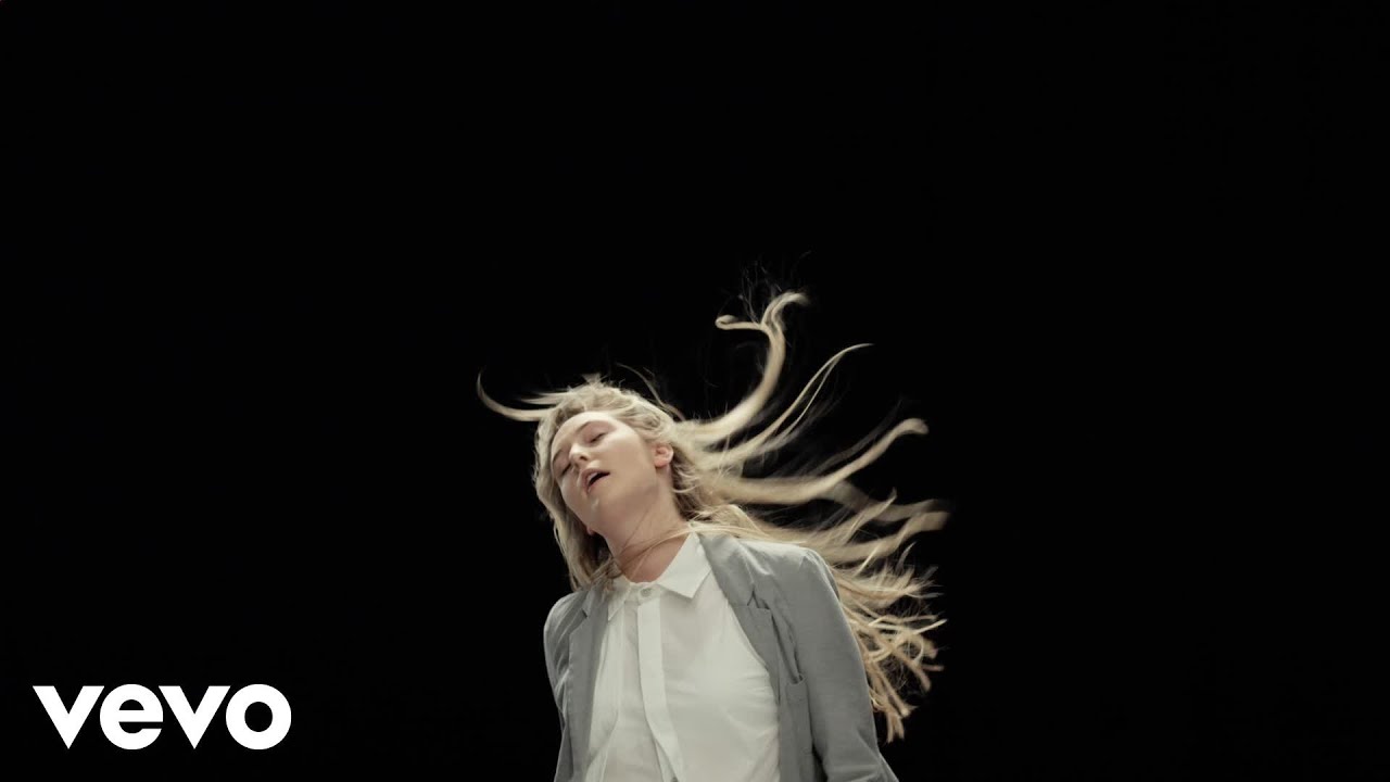 Jamie McDell – Crash