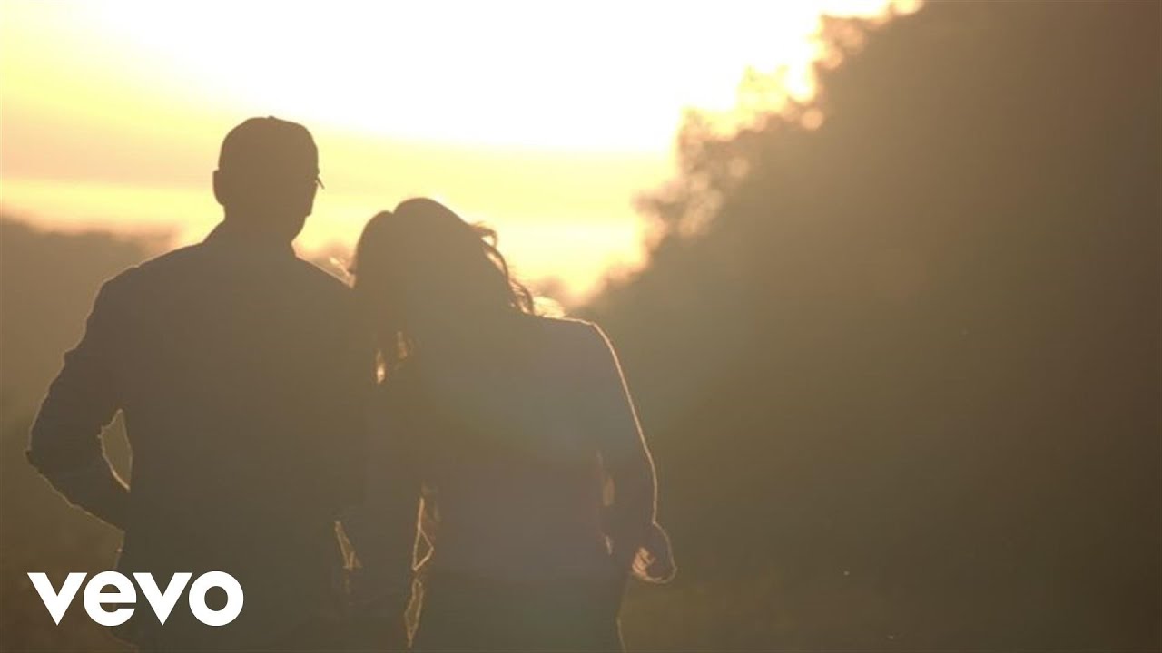 Tim McGraw – Meanwhile Back At Mama’s