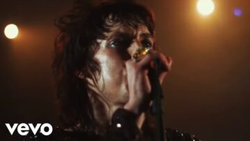 The Struts – Kiss This