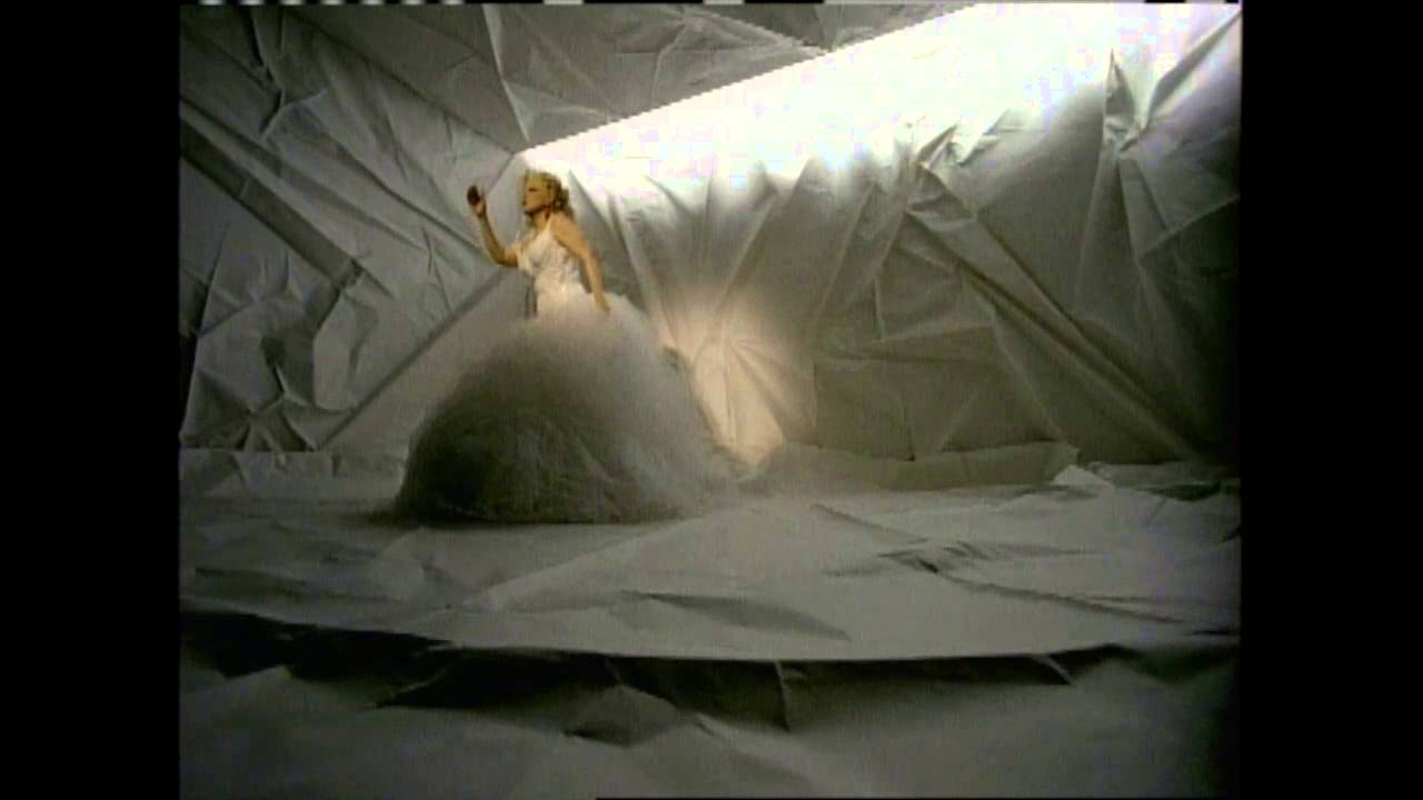 Bette Midler – To Deserve You