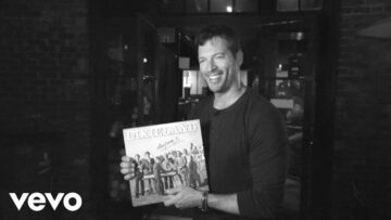 American Idol – American Idol Exclusive: Harry Connick Jr. Goes Home