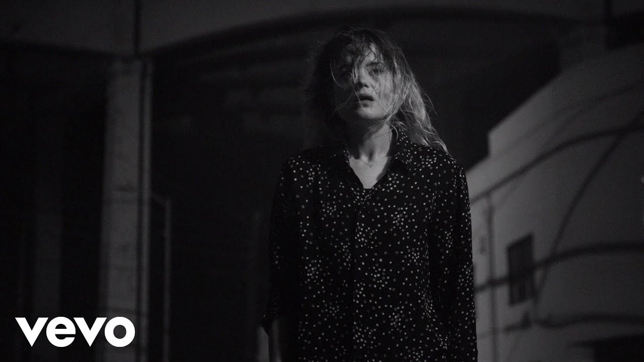 The Dead Weather – I Feel Love (Every Million Miles)