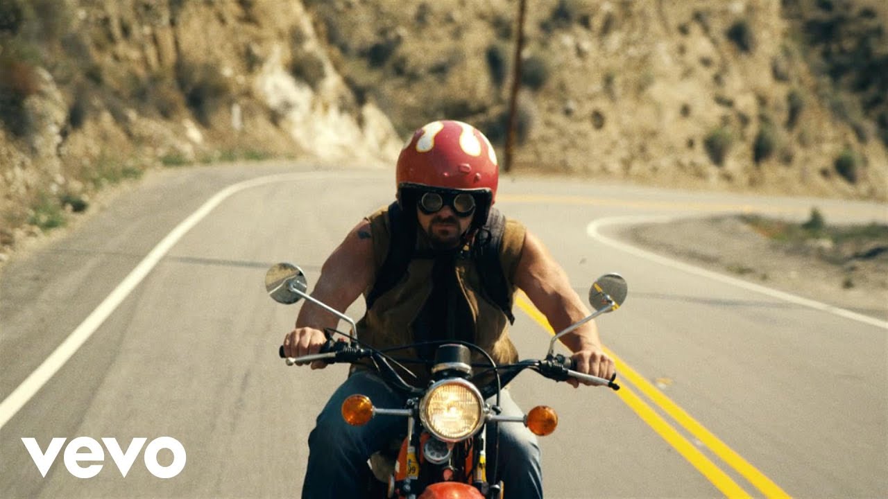 Nickelback – Get ‘Em Up