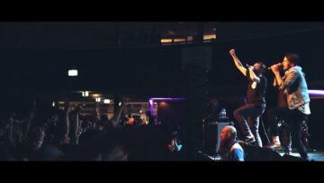 Storm The Sky – Alive