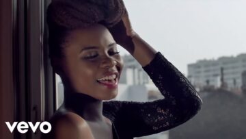 Yemi Alade – Kissing (French Remix)
