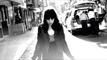 Dum Dum Girls – Coming Down  (Version 2)