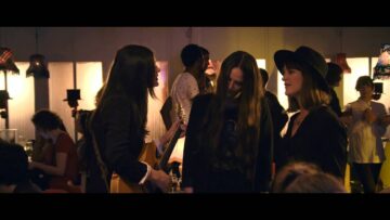 The Staves – Teeth White