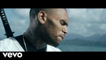 Chris Brown – Autumn Leaves