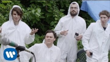 The Front Bottoms – HELP