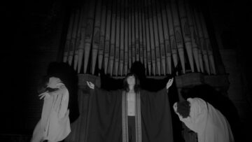 Jooj – Shoulders and Whispers