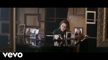 Frances – Grow  (Version 1)