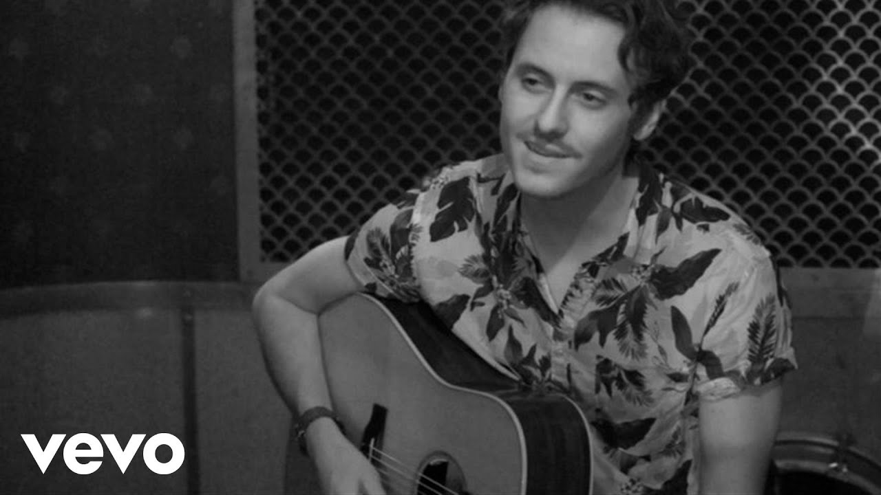 Austin Plaine – America