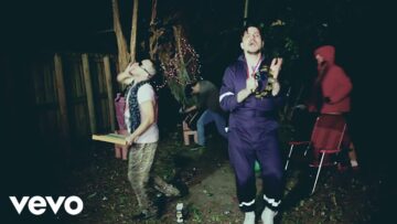 Dyslexic Postcards – The Shakes That You Make