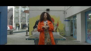 Mahalia – Silly Girl