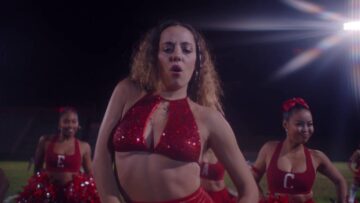 Mahaut Mondino – Summertime