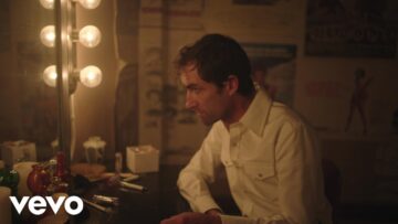 Andrew Bird – Capsized