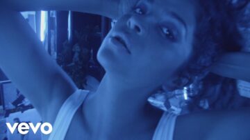 Lao Ra – Daddy Issues