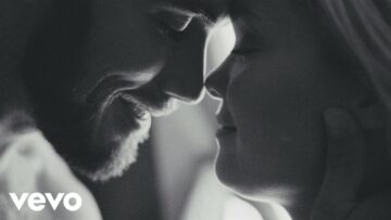 Kenny Chesney – Setting the World On Fire