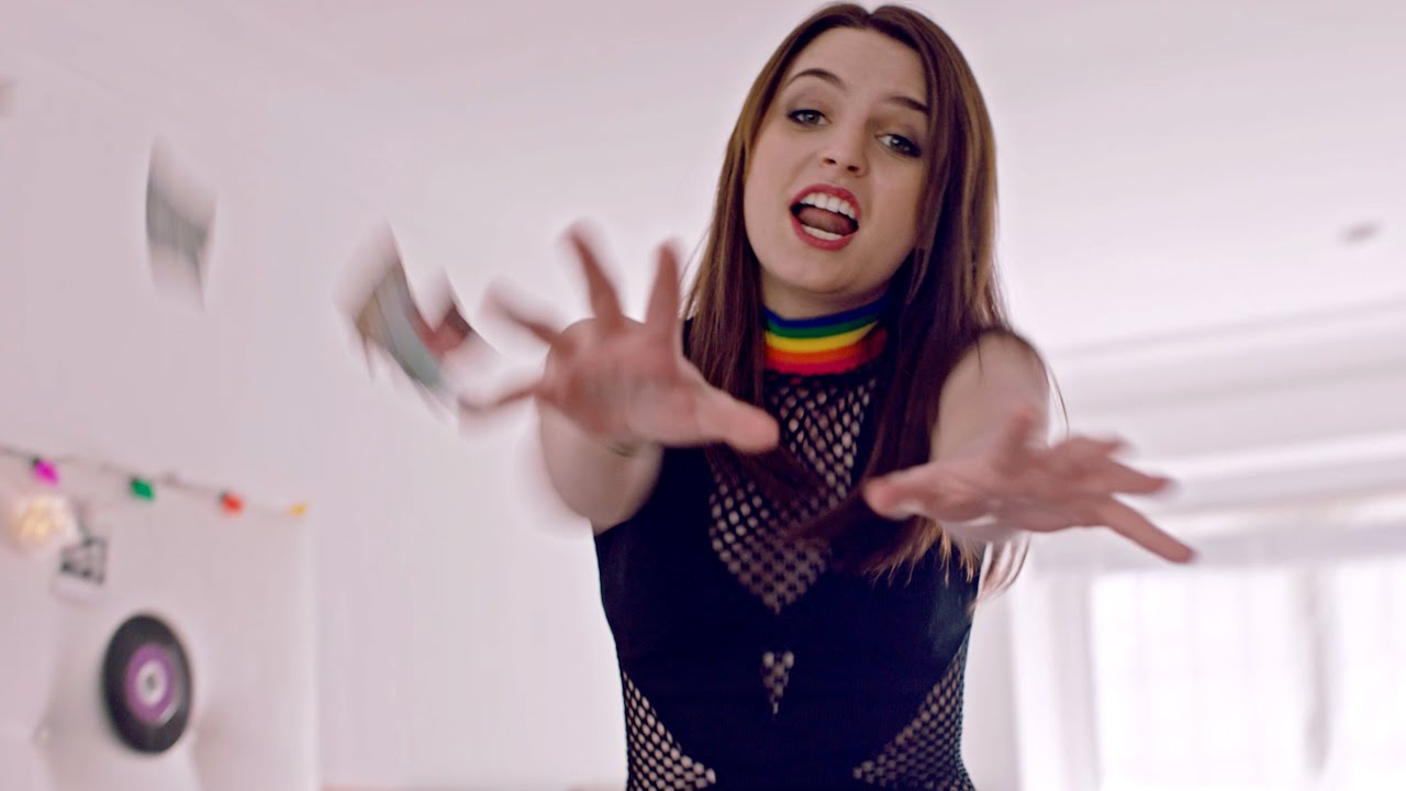 Emma Blackery – Sucks To Be You