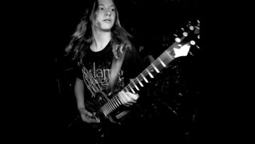 ALIEN WEAPONRY – Hypocrite