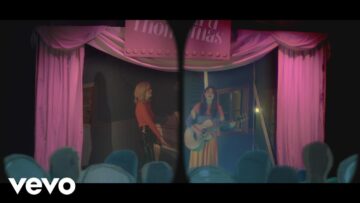 Ward Thomas – Material