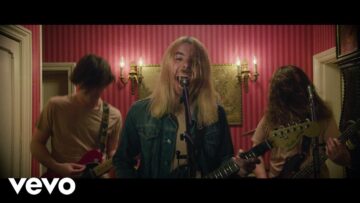 Pulled Apart By Horses – Hotel Motivation