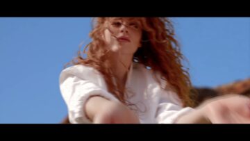 I Am Harlequin – Hooked