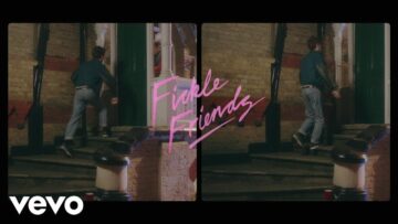 Fickle Friends – Hard To Be Myself